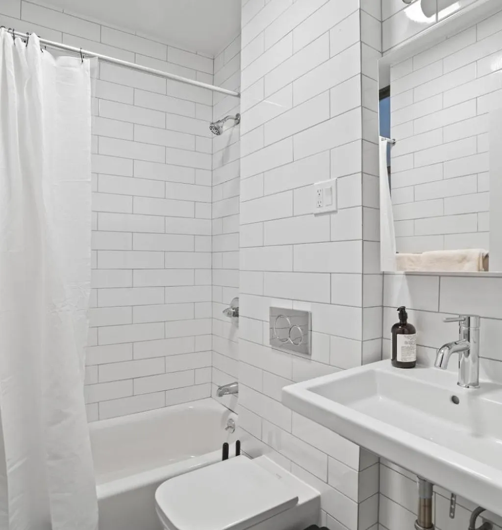 Welcoming 2Br 1 Bath Apartment New York 0*,  USA
